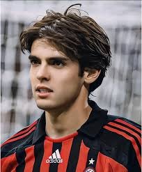 热那亚vs维罗纳：马利诺夫斯基、洛伦佐-科隆博首发，加利亚尔迪尼、焦瓦内出战